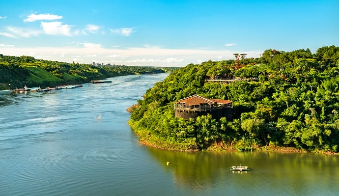 trasferirsi in Paraguay